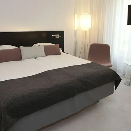 Hotel Original Sokos Puijonsarvi 4*