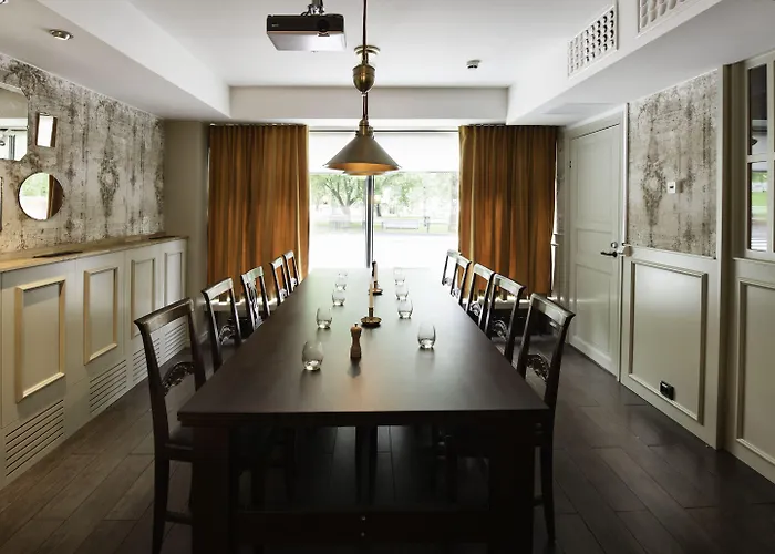 ホテル Original Sokos Puijonsarvi 4*